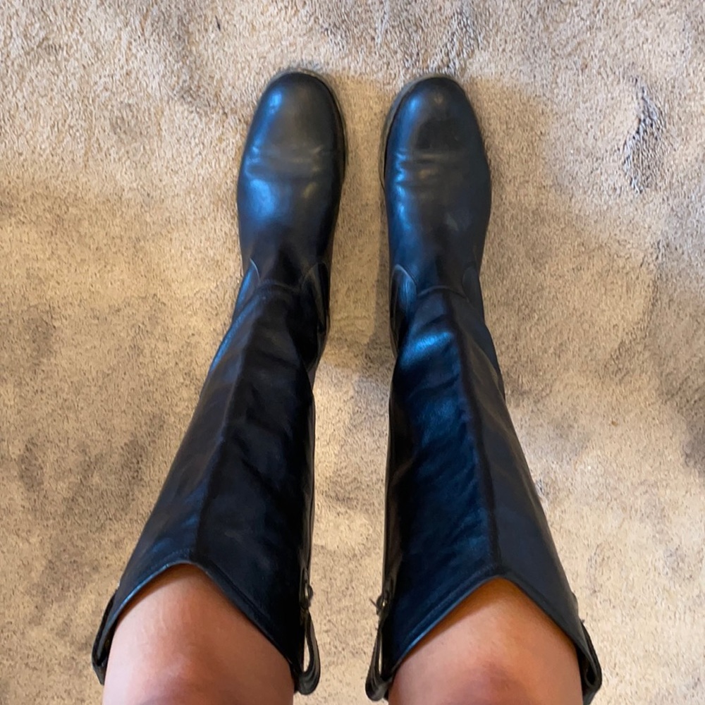 Black leather Frye boots